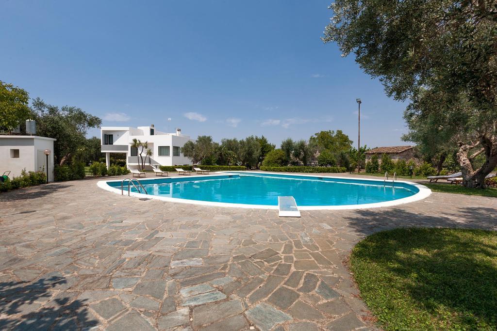 Villa Del Contado Casarano Zimmer foto