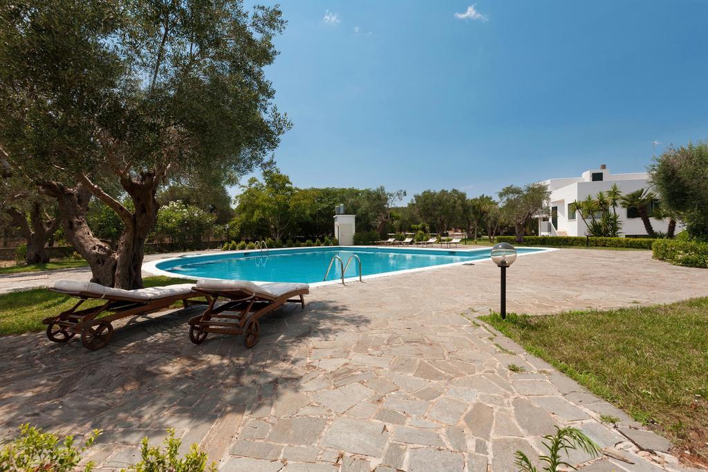 Villa Del Contado Casarano Zimmer foto