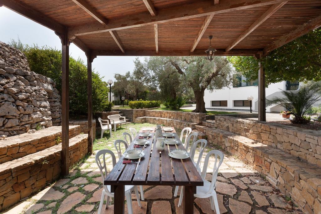 Villa Del Contado Casarano Zimmer foto